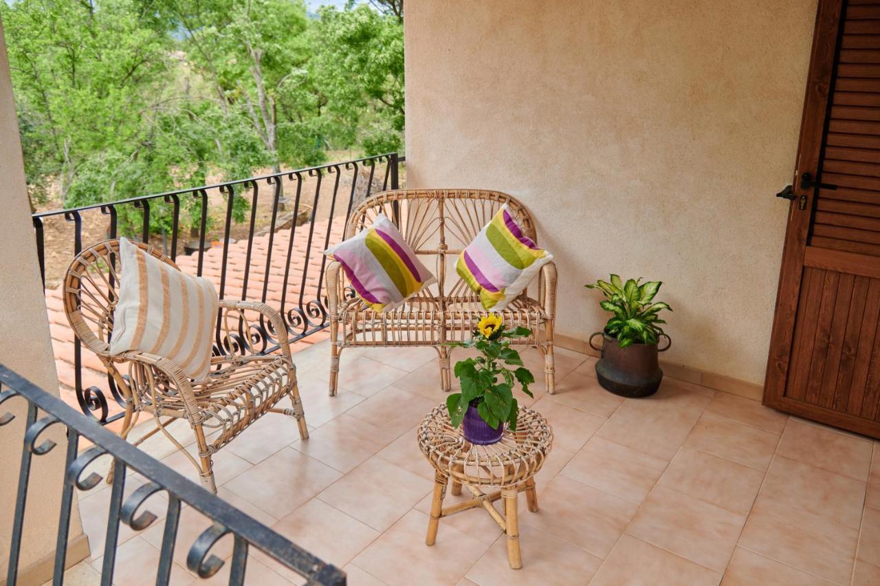 Villa Failla Castelbuono Kültér fotó